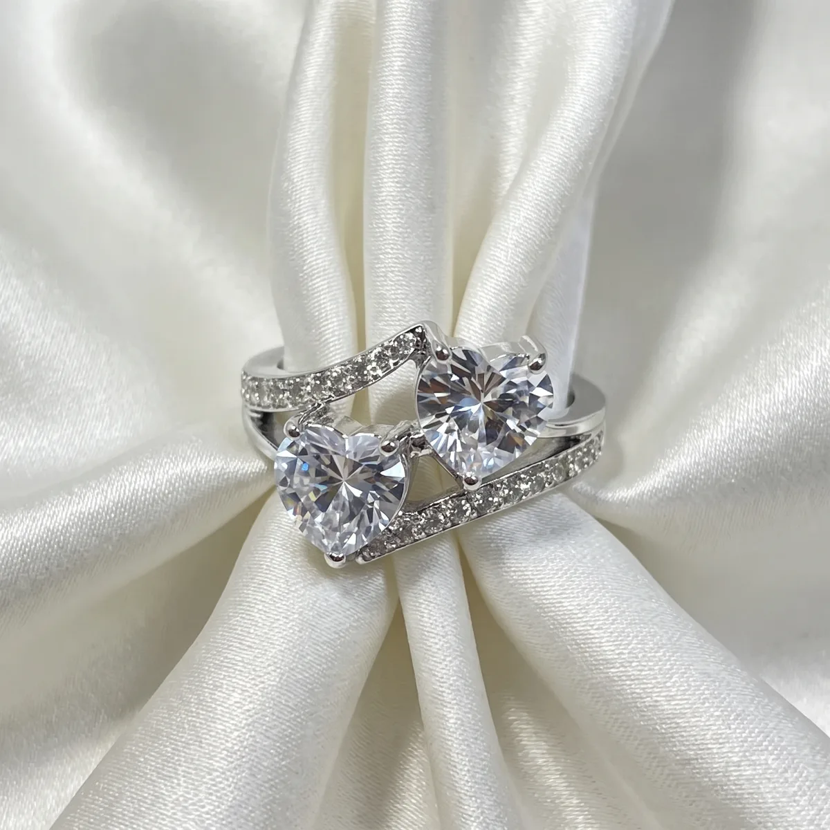 Elara Zirconia Twin Heart Ring - view 1